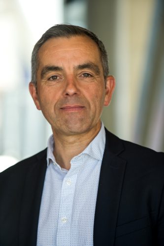 Rémy Osterma, responsable marketing des offres coectées chez Schneider Electric.