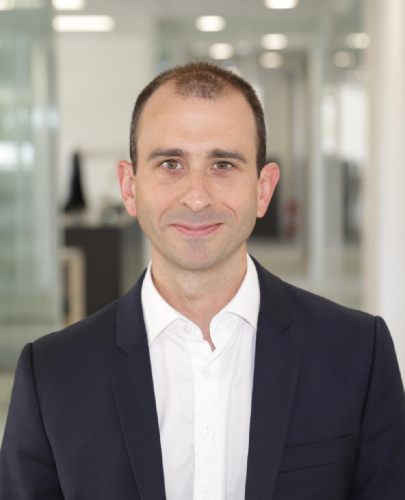 YaPlévin, Product Marketing Specialist en charge des offres coectées chez ABB France.