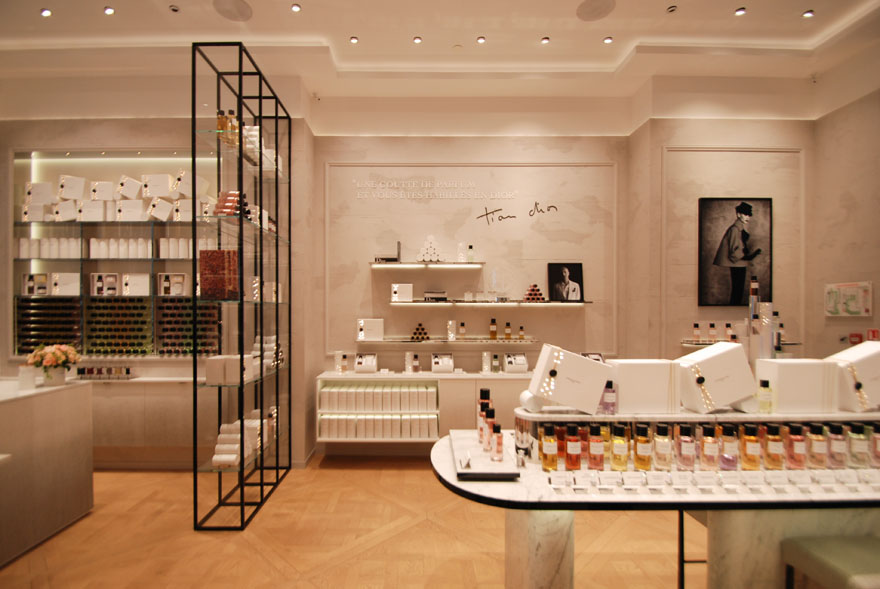 Photo de la boutique Dior Parfums Champs-Élysées, Paris © Akari-Lisa Ishii & I.C.O.N.
