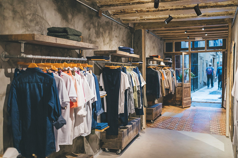 Bien éclairer un commerce de proximité