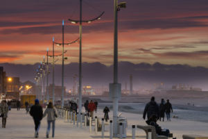 Photo de la digue de mer, Dunkerque. Dossier éclairage extérieur