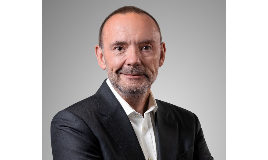Numérisation et IA industrielle au service de la transition énergétique des entreprises, par Peter Herweck, CEO de Schneider Electric