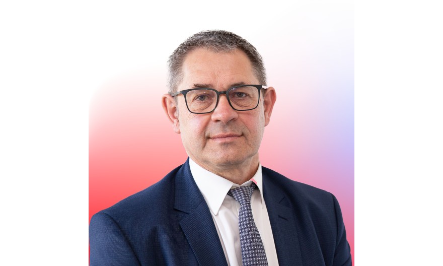 Fabien Laleuf, directeur ABB Électrification France : "En 2025, la flexibilité s’impose comme un défi central"