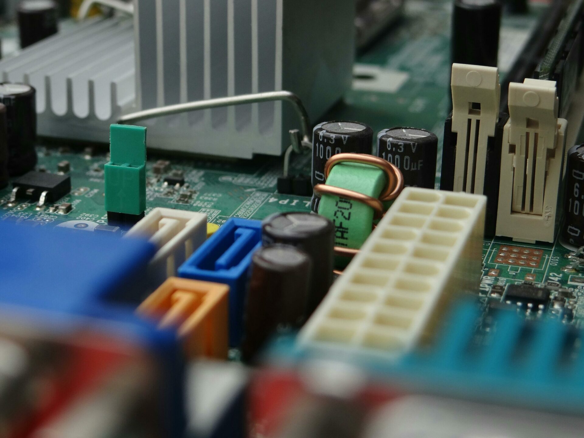 CITEO PRO x ecosystem : une mutualisation  d’expertise au service de la performance des  secteurs des équipements électriques,  électroniques et batteries dans le cadre de la  nouvelle filière des emballages professionnels
