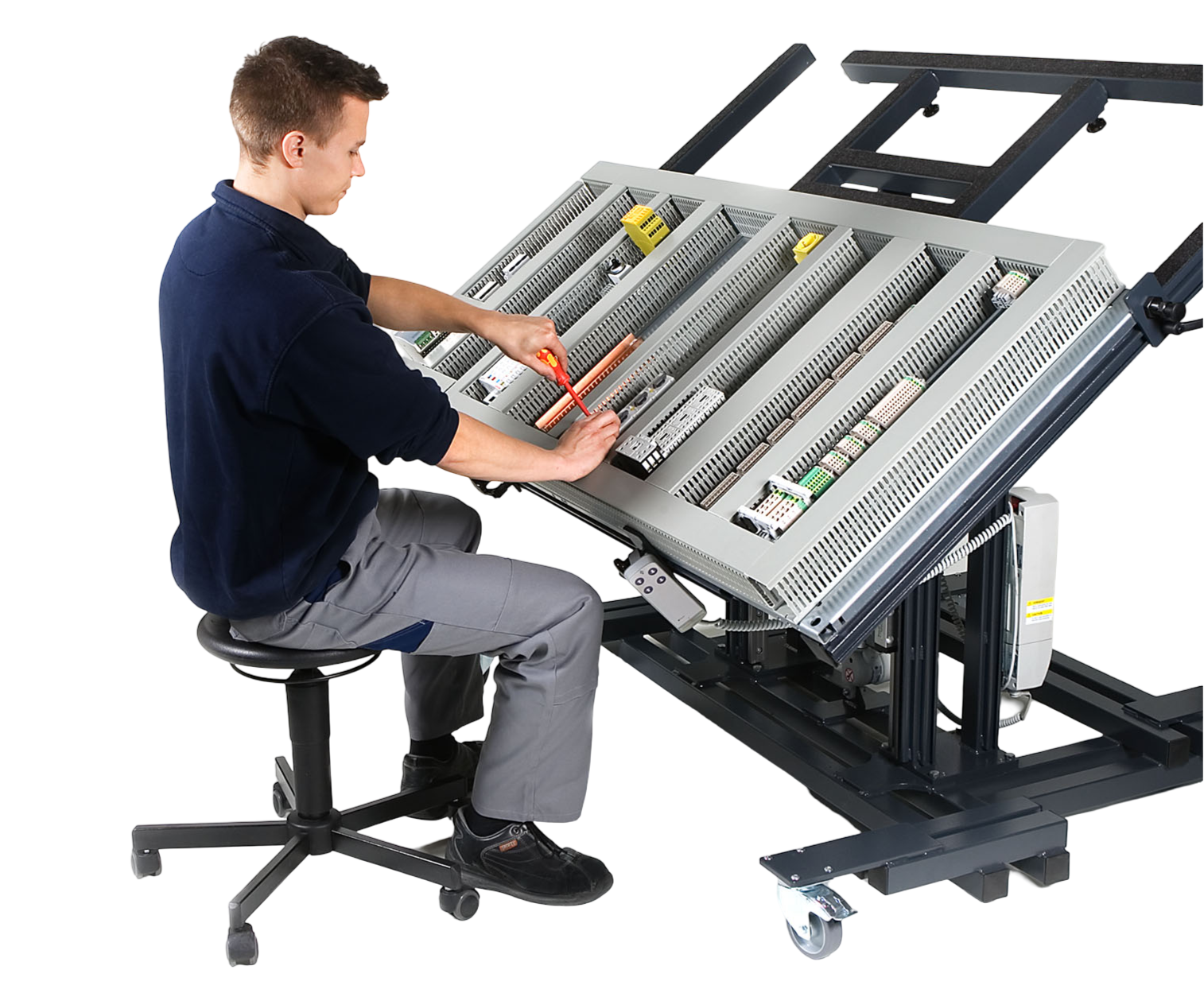 Wago : Une expertise en postes de montage ergonomiques