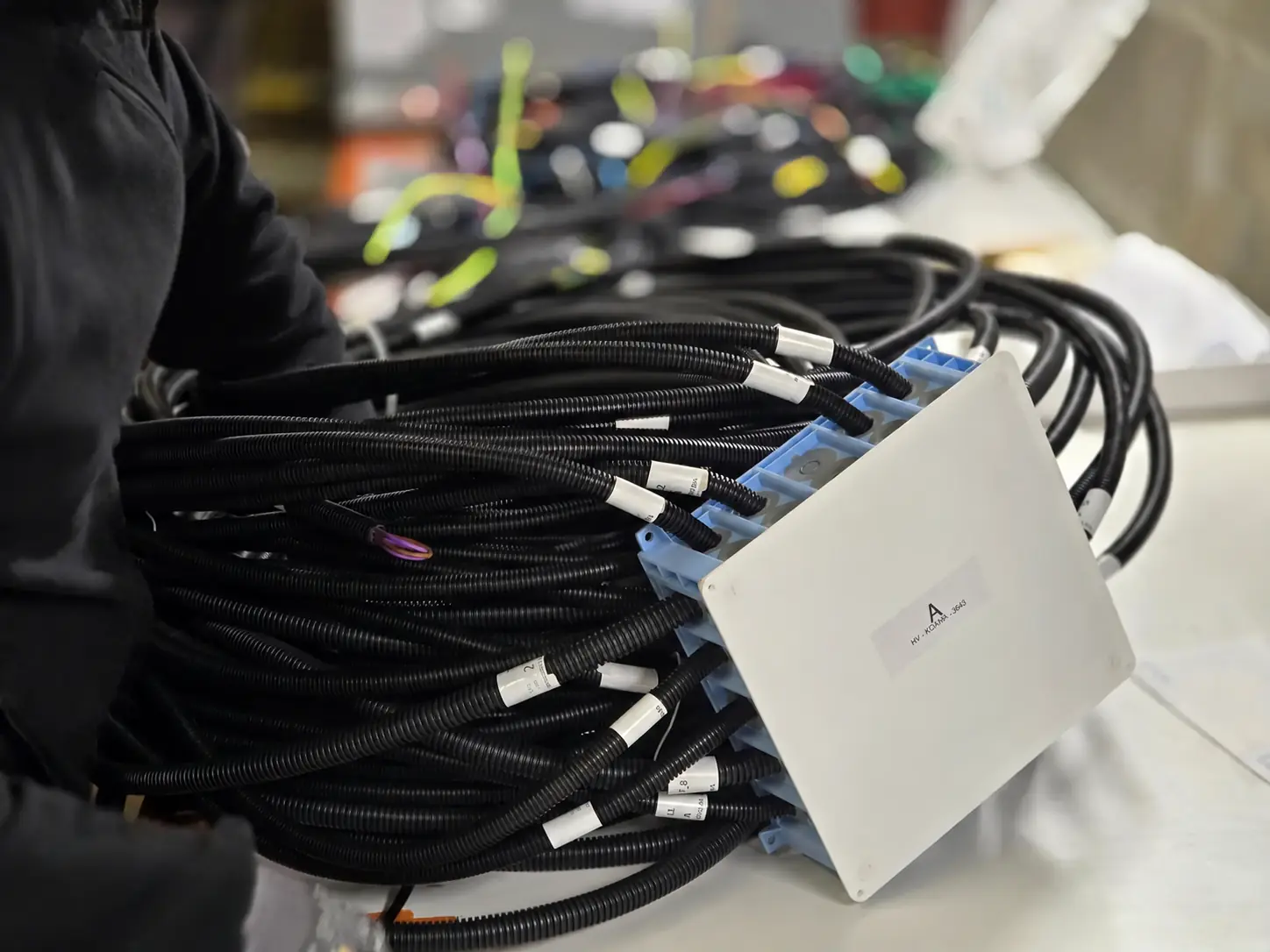Pieuvre électrique préfabriquée : «L’électricien gagne du temps, sans perdre son savoir-faire»